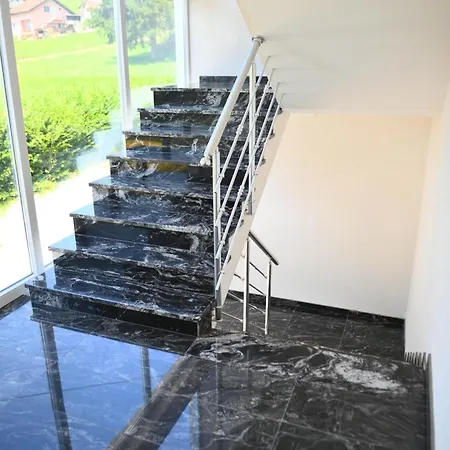 Mir Apartment Banja Vrucica